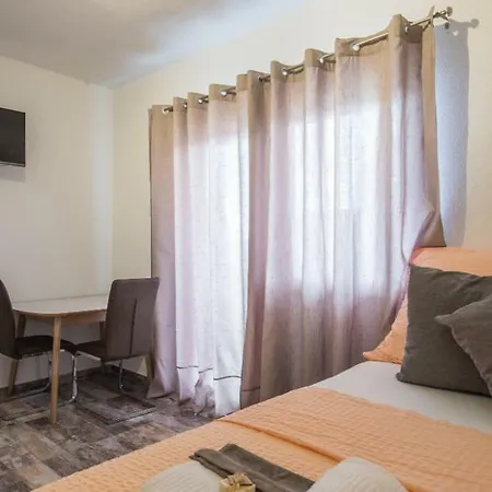 Noah Apartment Vodice Exterior photo